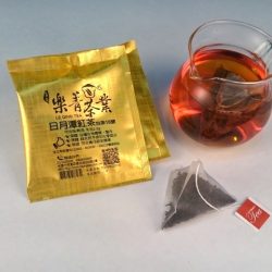 Three-Dimensional Triangular Tea Bag